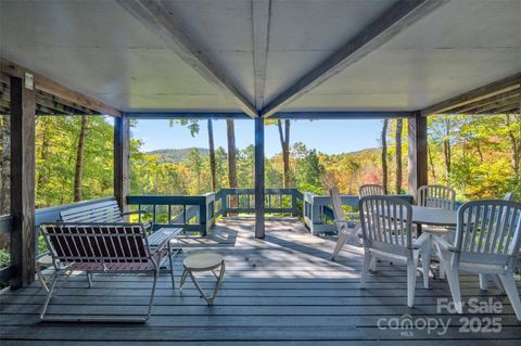 A home in Lake Toxaway