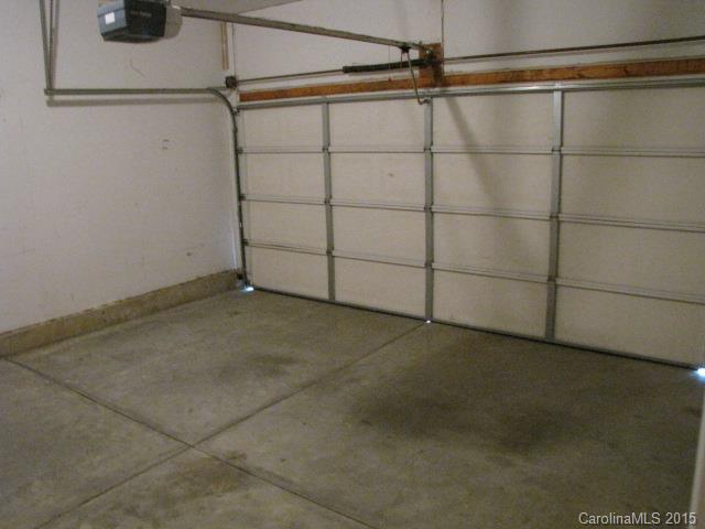 Steelecroft Place - Residential Lease