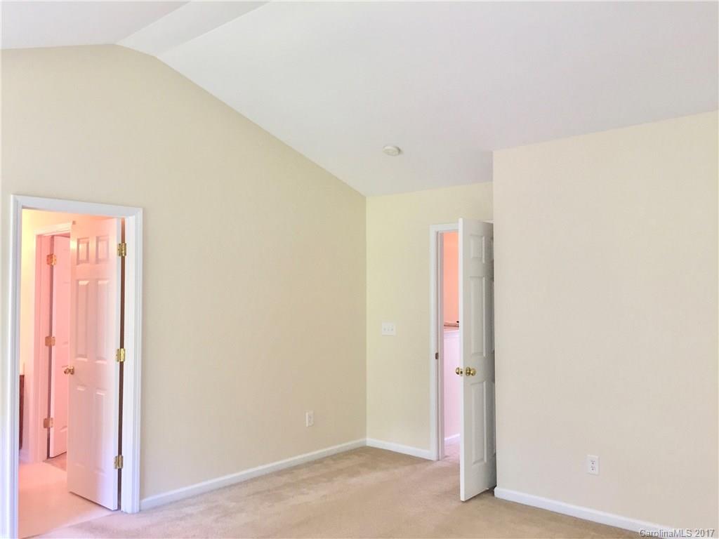 Carolina Crossing - Residential Lease