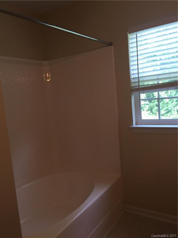 Carolina Crossing - Residential Lease