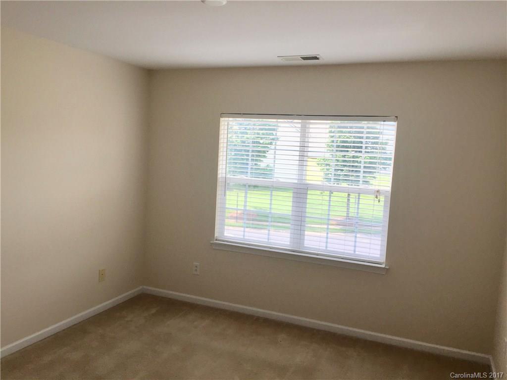 Carolina Crossing - Residential Lease