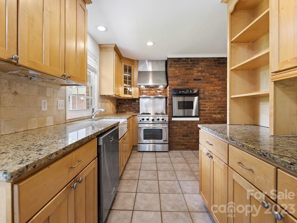 Beverly Woods - Residential