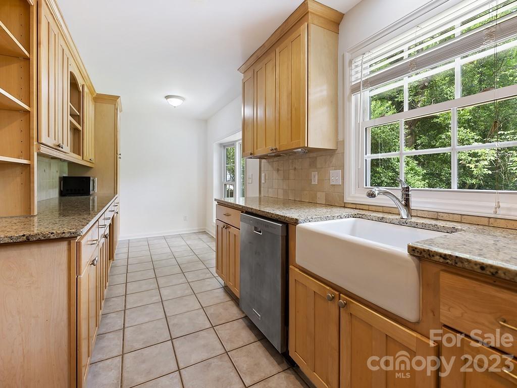 Beverly Woods - Residential