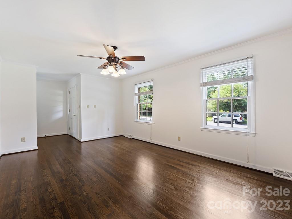 Beverly Woods - Residential