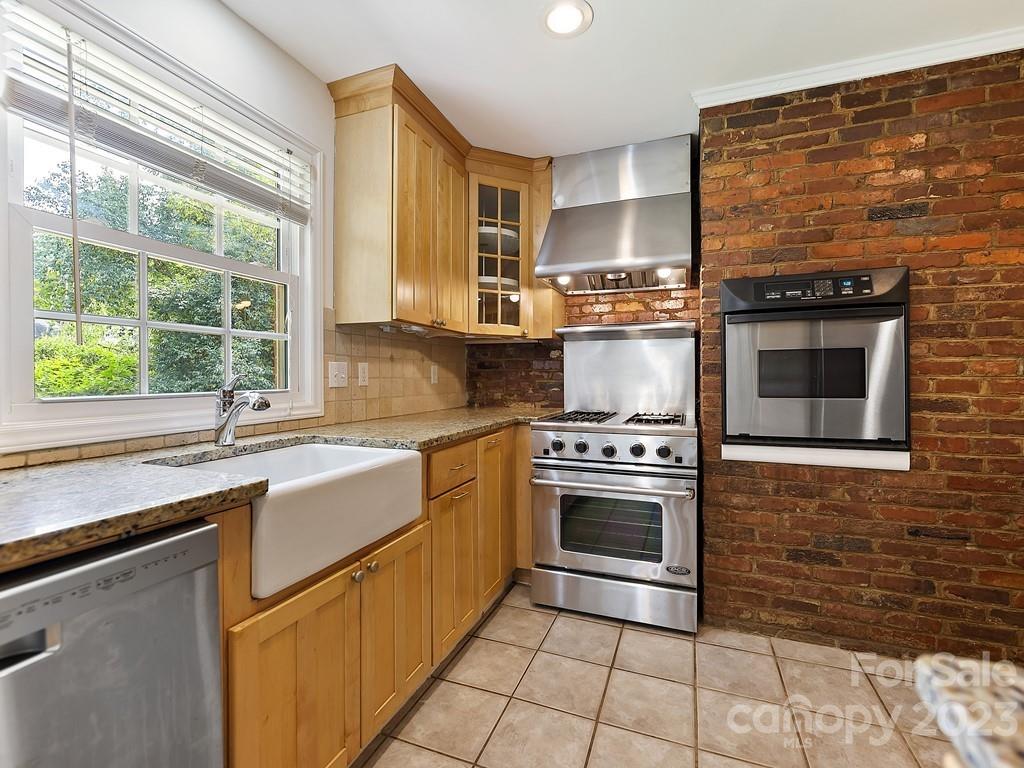 Beverly Woods - Residential