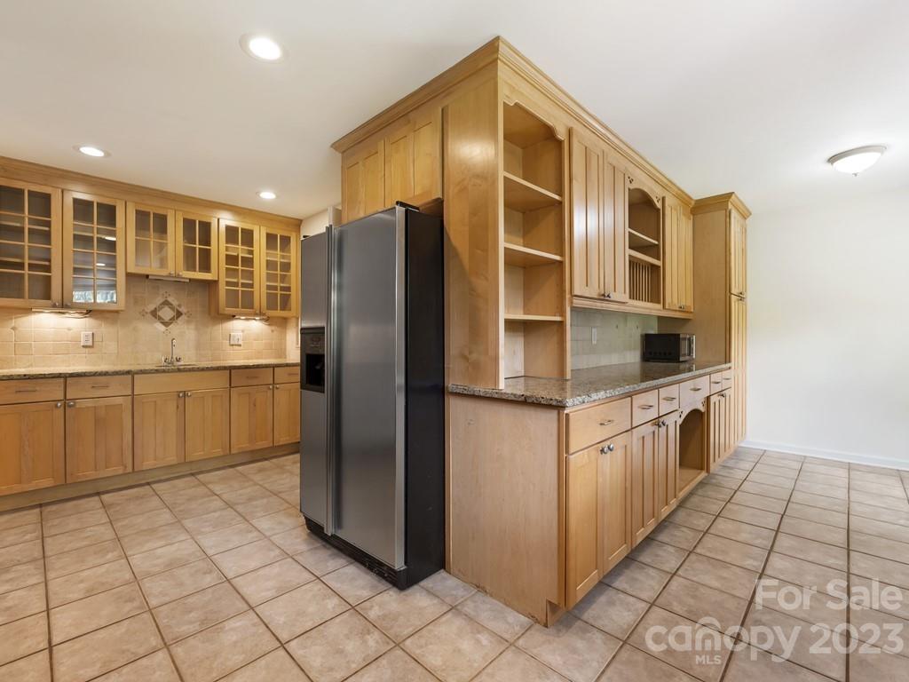 Beverly Woods - Residential