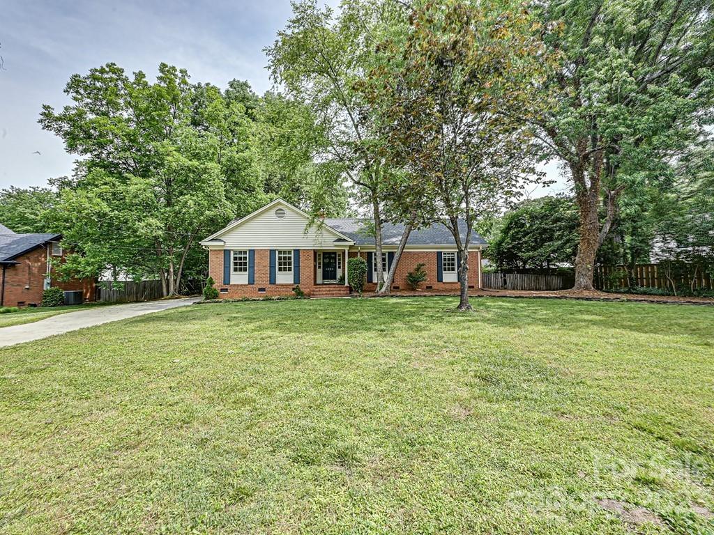 Beverly Woods - Residential
