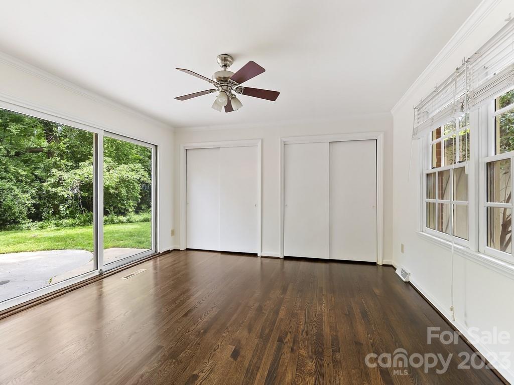 Beverly Woods - Residential