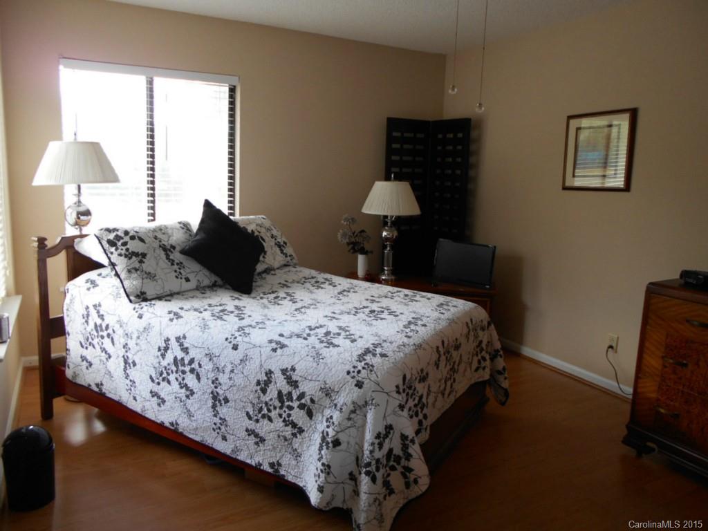 Tega Cay - Residential