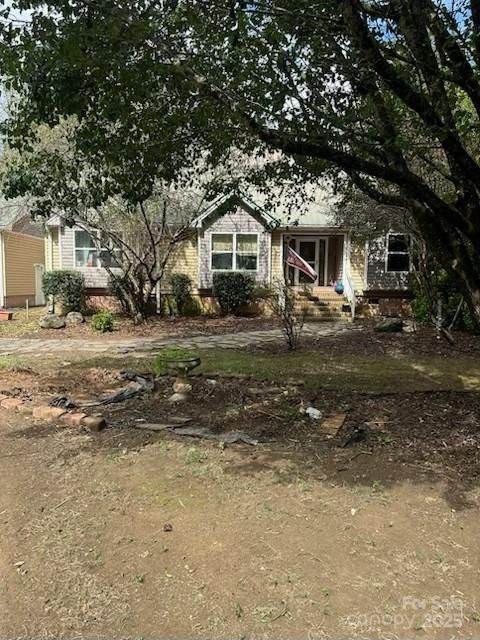 Photo of 952 Flat Swamp Road, Denton, NC 27239 (MLS # 4311520)