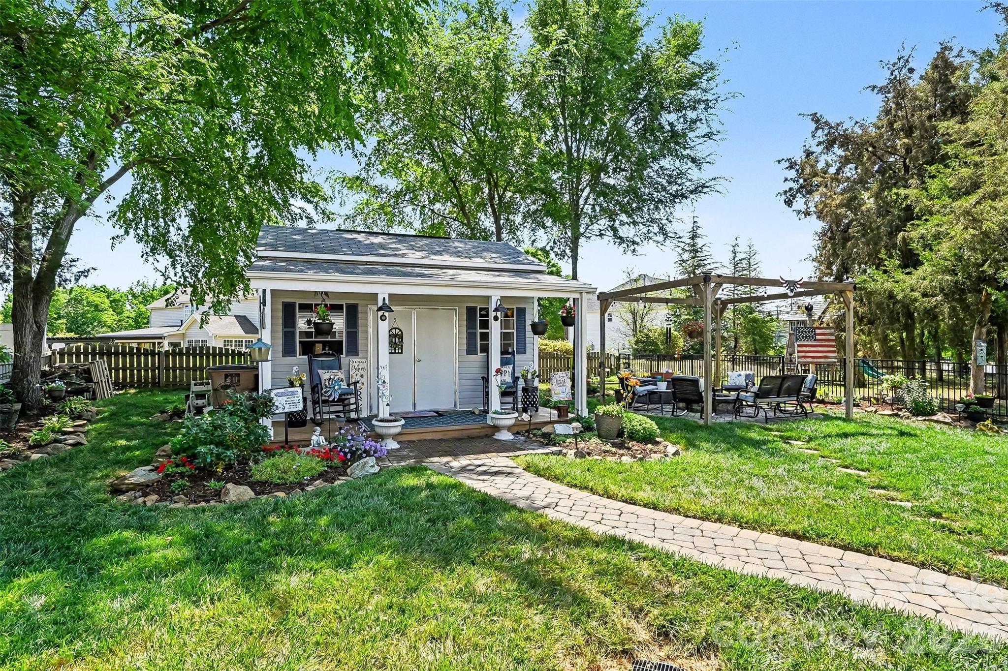Brandon Oaks - Residential