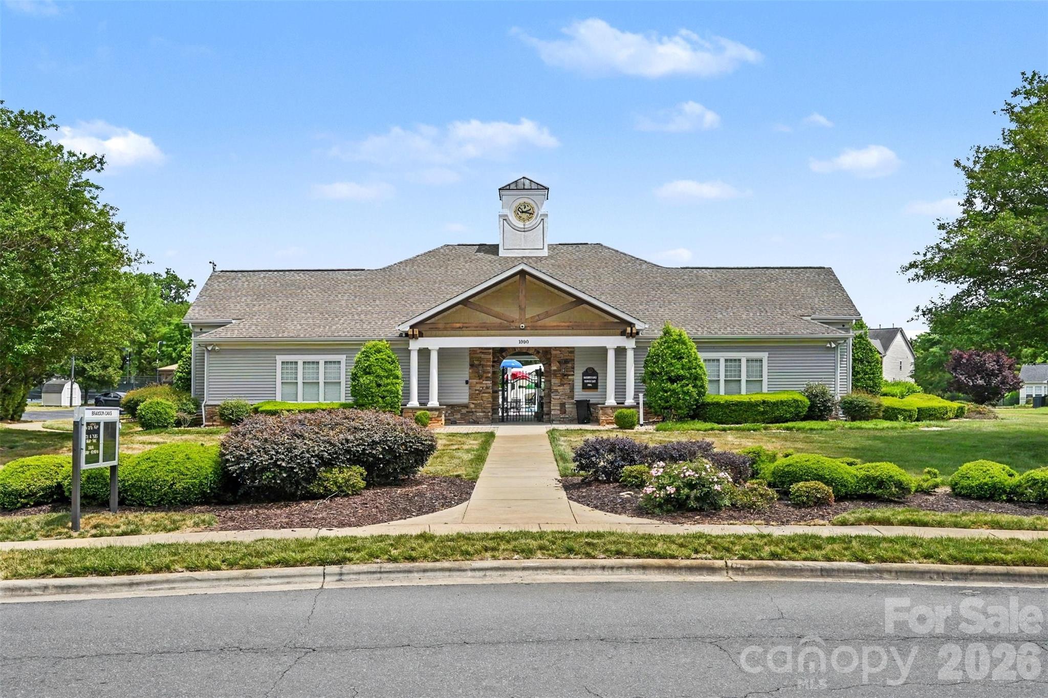 Brandon Oaks - Residential