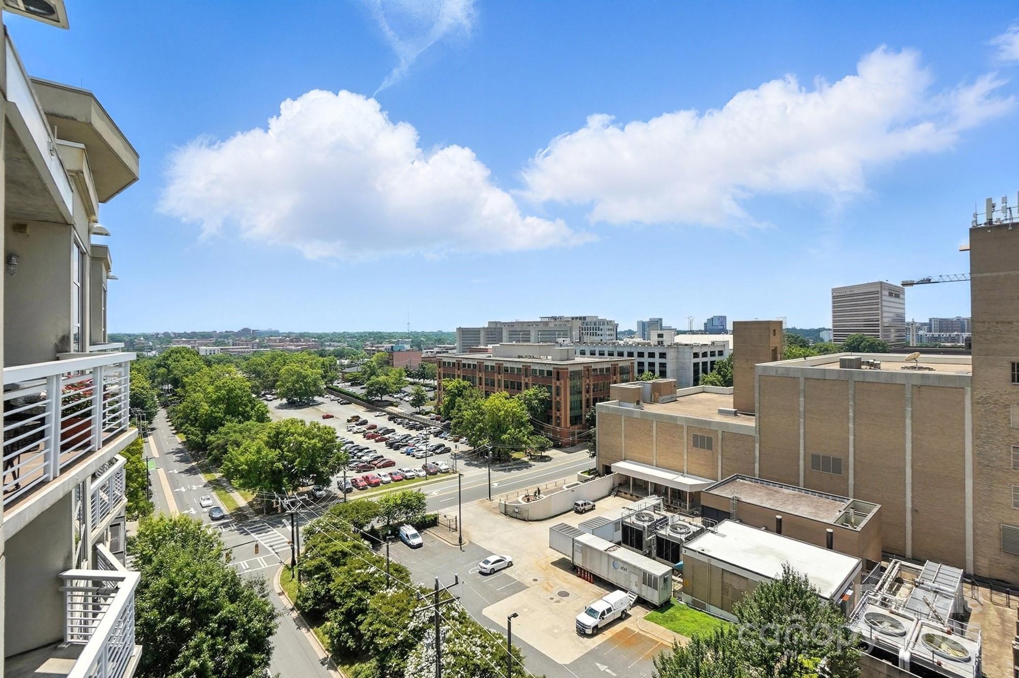 Courtside - Residential