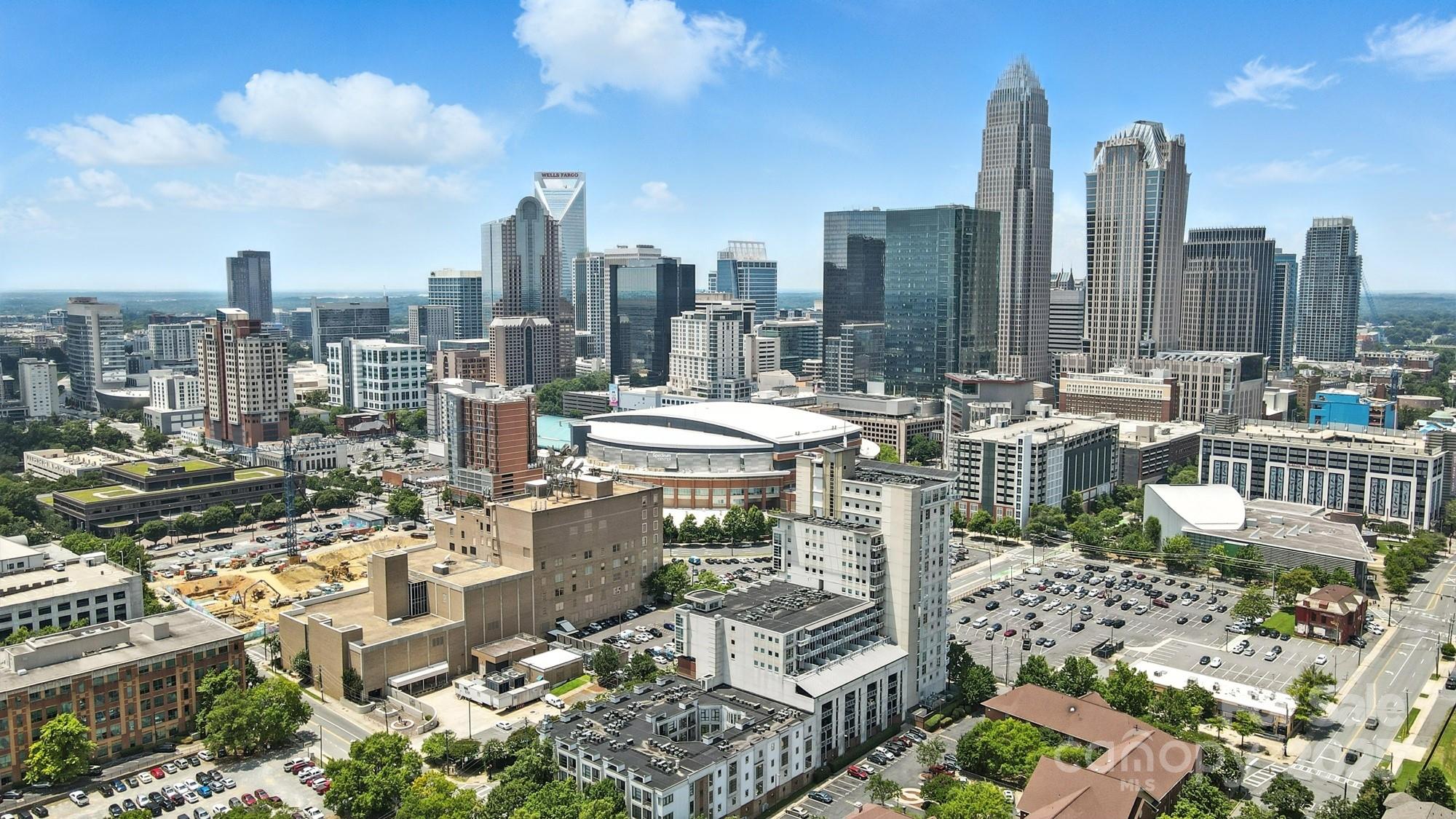 Courtside - Residential