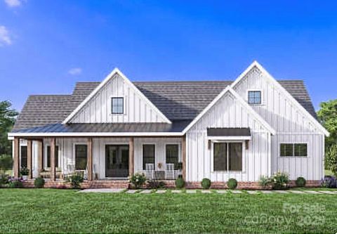195 Bloomingdale Drive Fletcher NC 28732