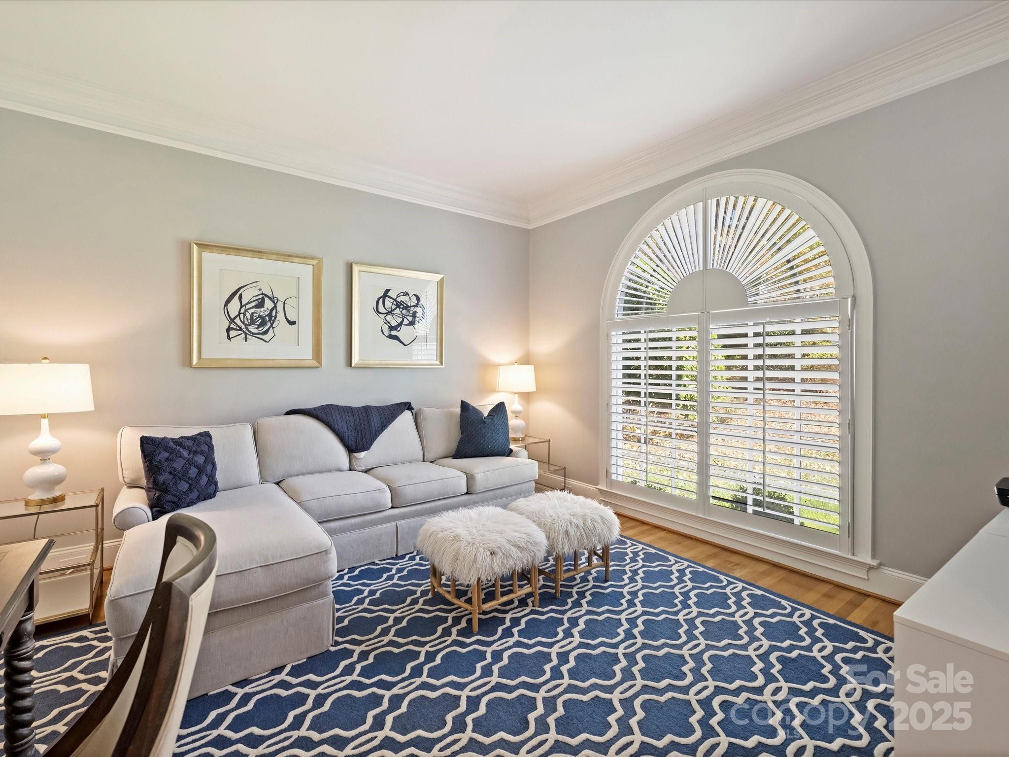 5522 Challis View Lane