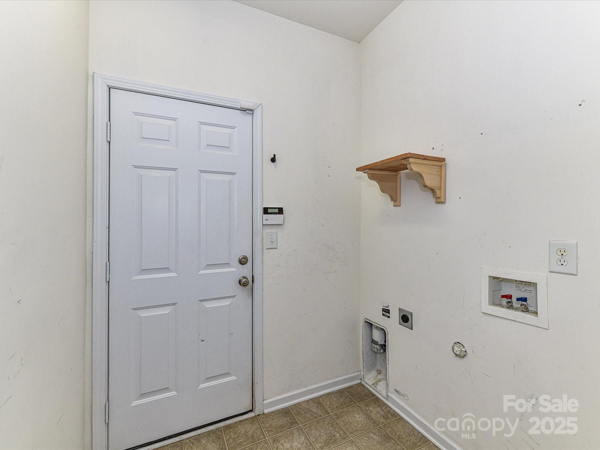 Waterlyn - Residential