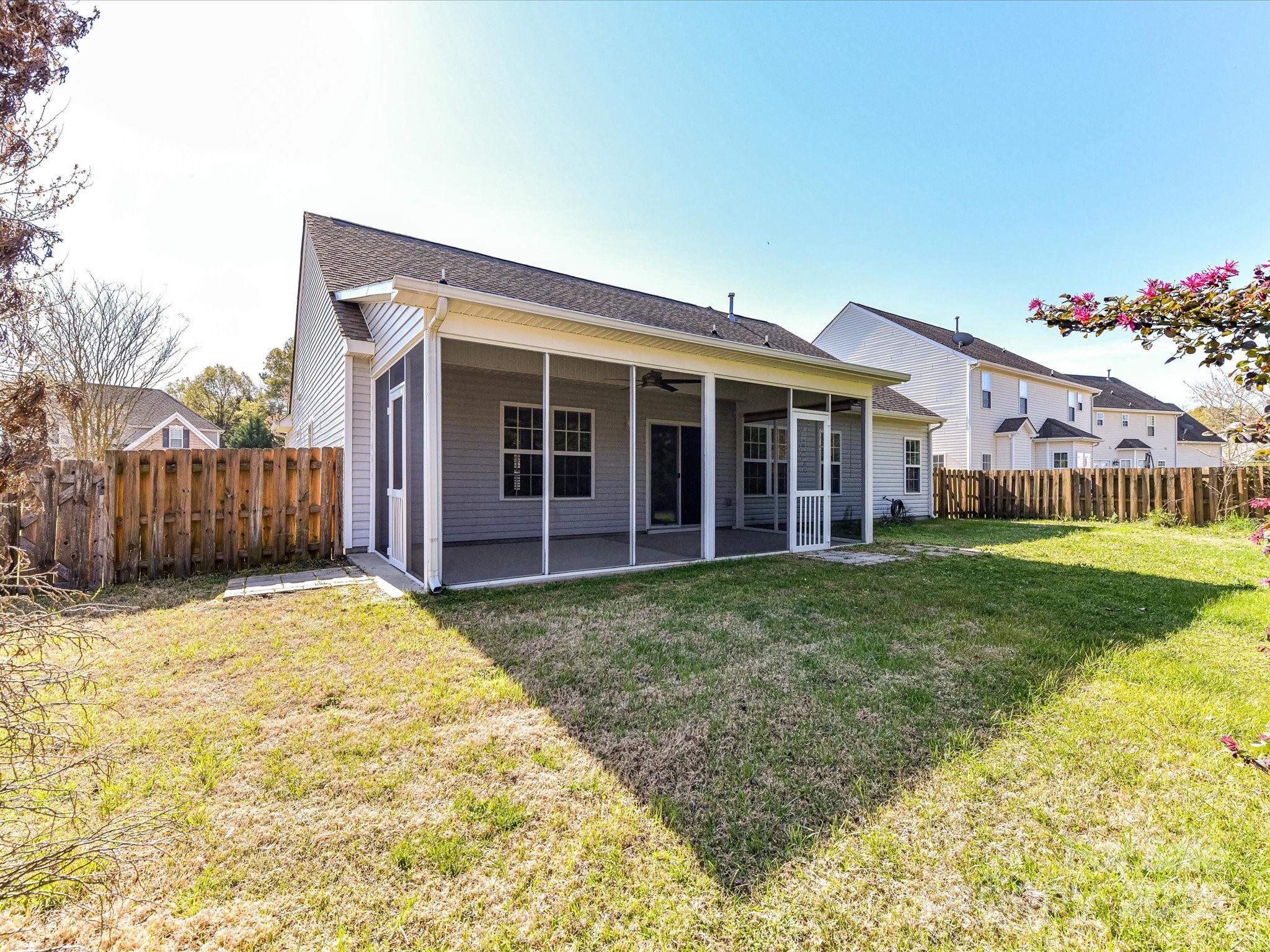 Waterlyn - Residential