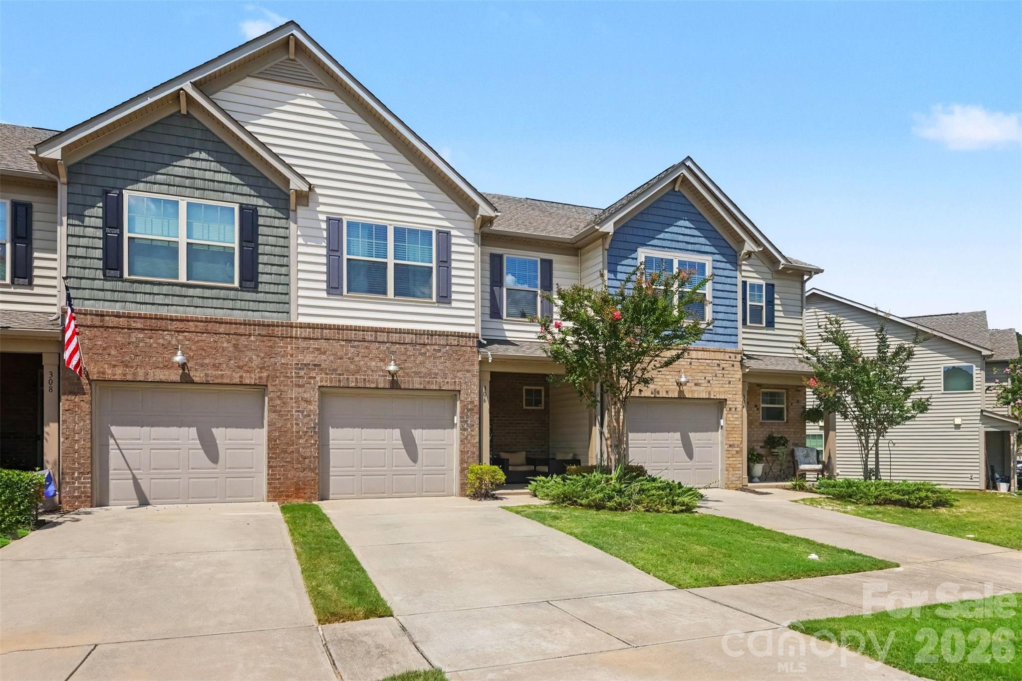 306 Ascot Run Way