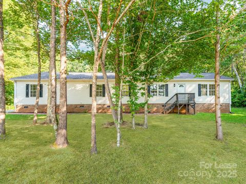 1219 Foxlaire Drive Denver NC 28037