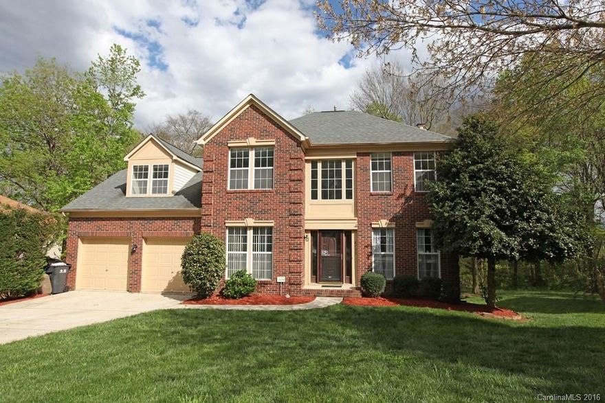 A rare basement home opportunity in a great neighborhood with wonderful amenities, convenient to I-485 and I-77 to get you just about everywhere you need to be.  Open layout with lots of natural light. Front room makes a perfect office. Large bonus room could be 4th BR. Freshly painted and also updated roof, furnace and a/c. Finished basement with gas log fireplace and full bath is not heated or cooled, but still makes a great space for an exercise room, workshop or storage.