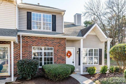 2141 Preakness Court Charlotte NC 28273