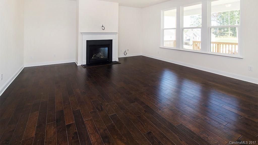 Cobblestone Manor - Residential