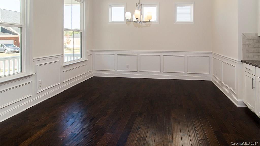 Cobblestone Manor - Residential