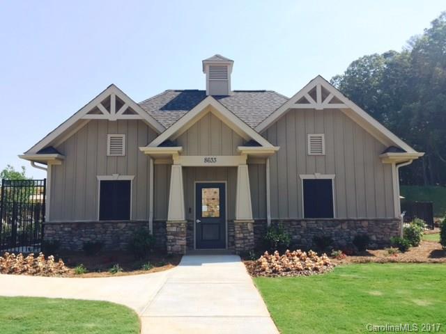 Cobblestone Manor - Residential