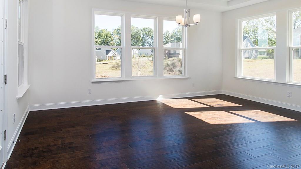 Cobblestone Manor - Residential