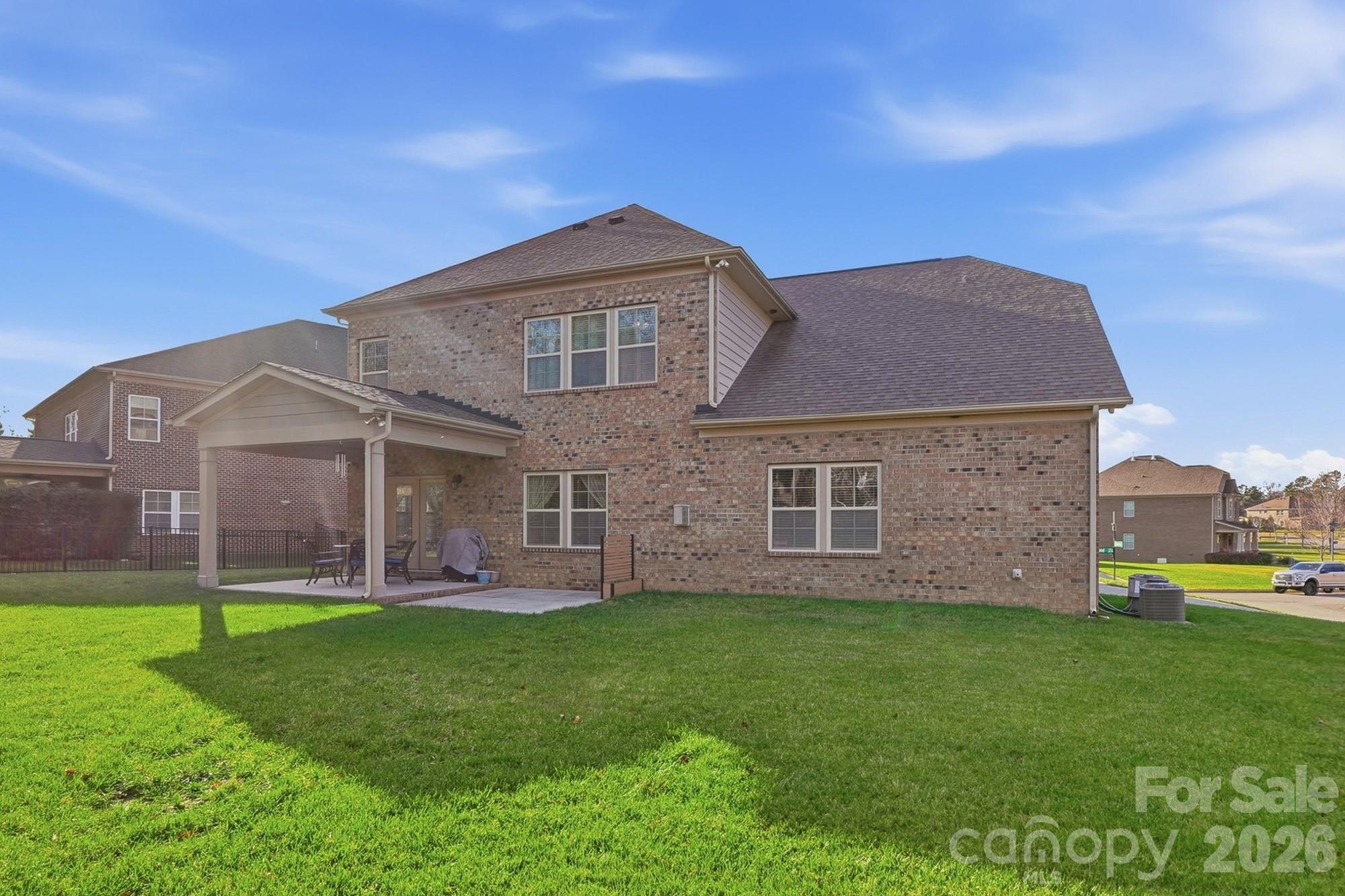 Trinity Crest - Residential