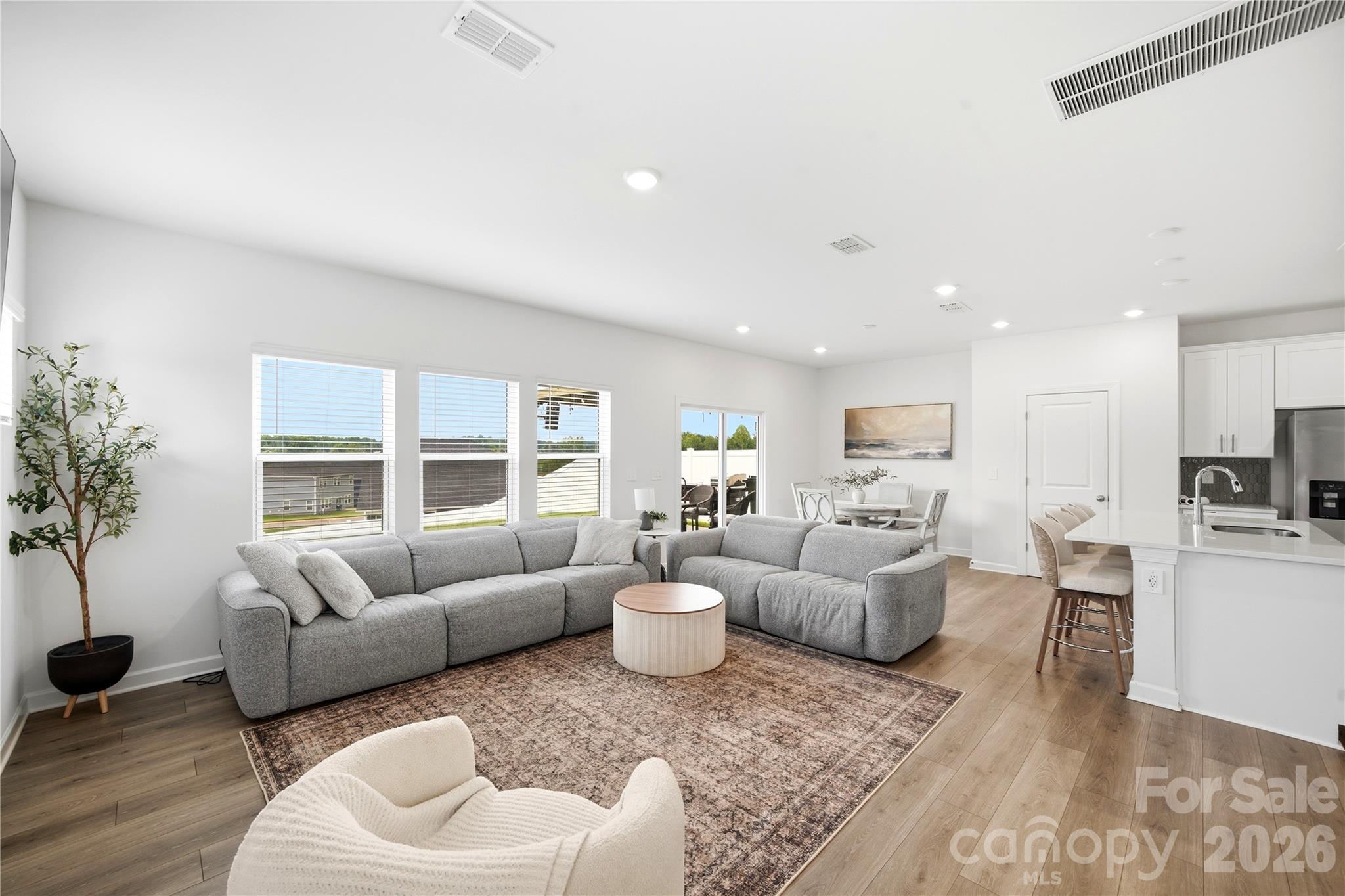 1420 Wildflower Street