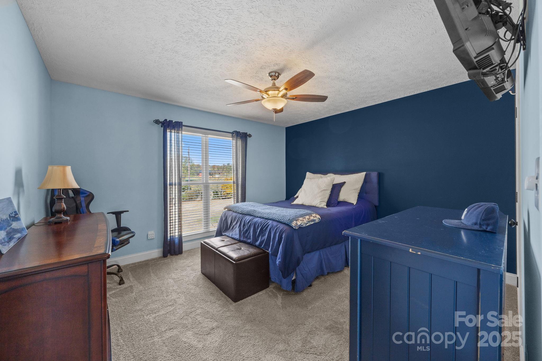 Captains Cove - Residential