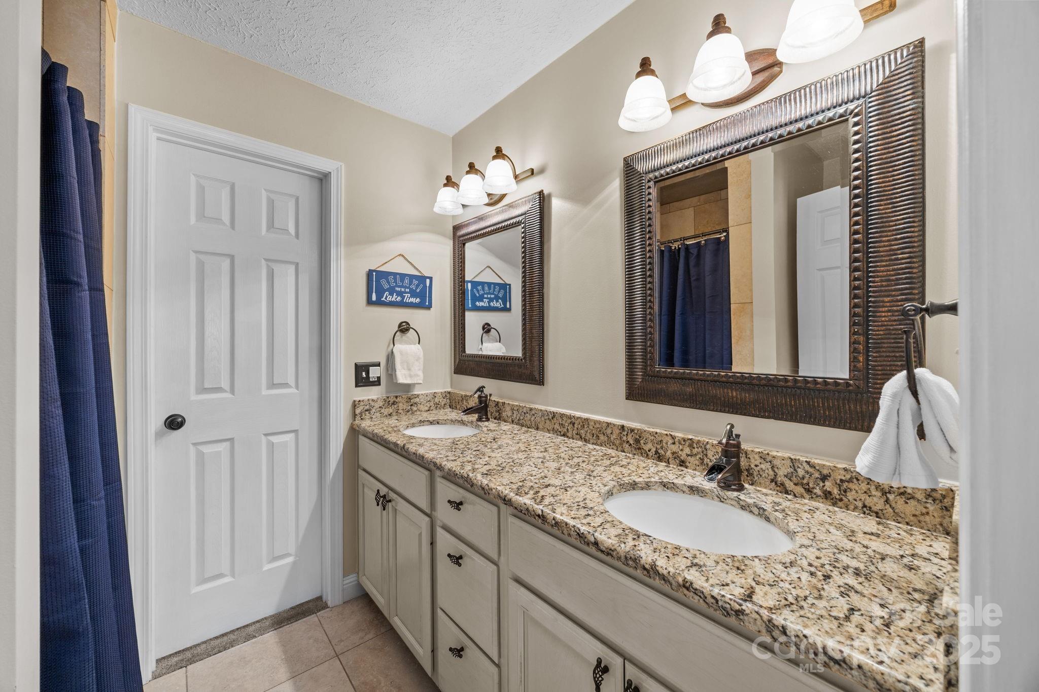 Captains Cove - Residential