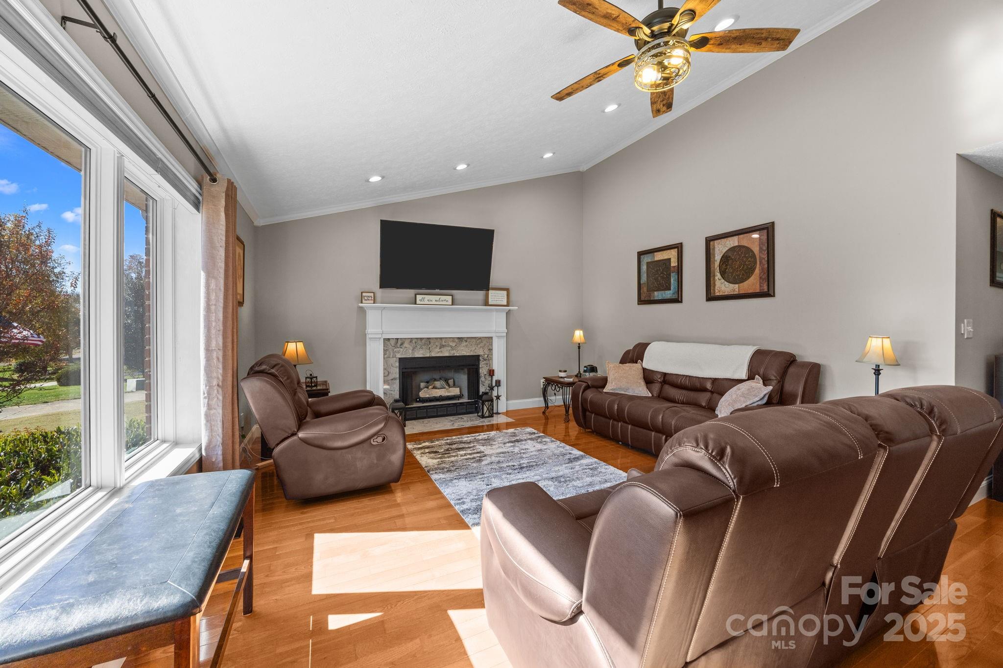 Captains Cove - Residential