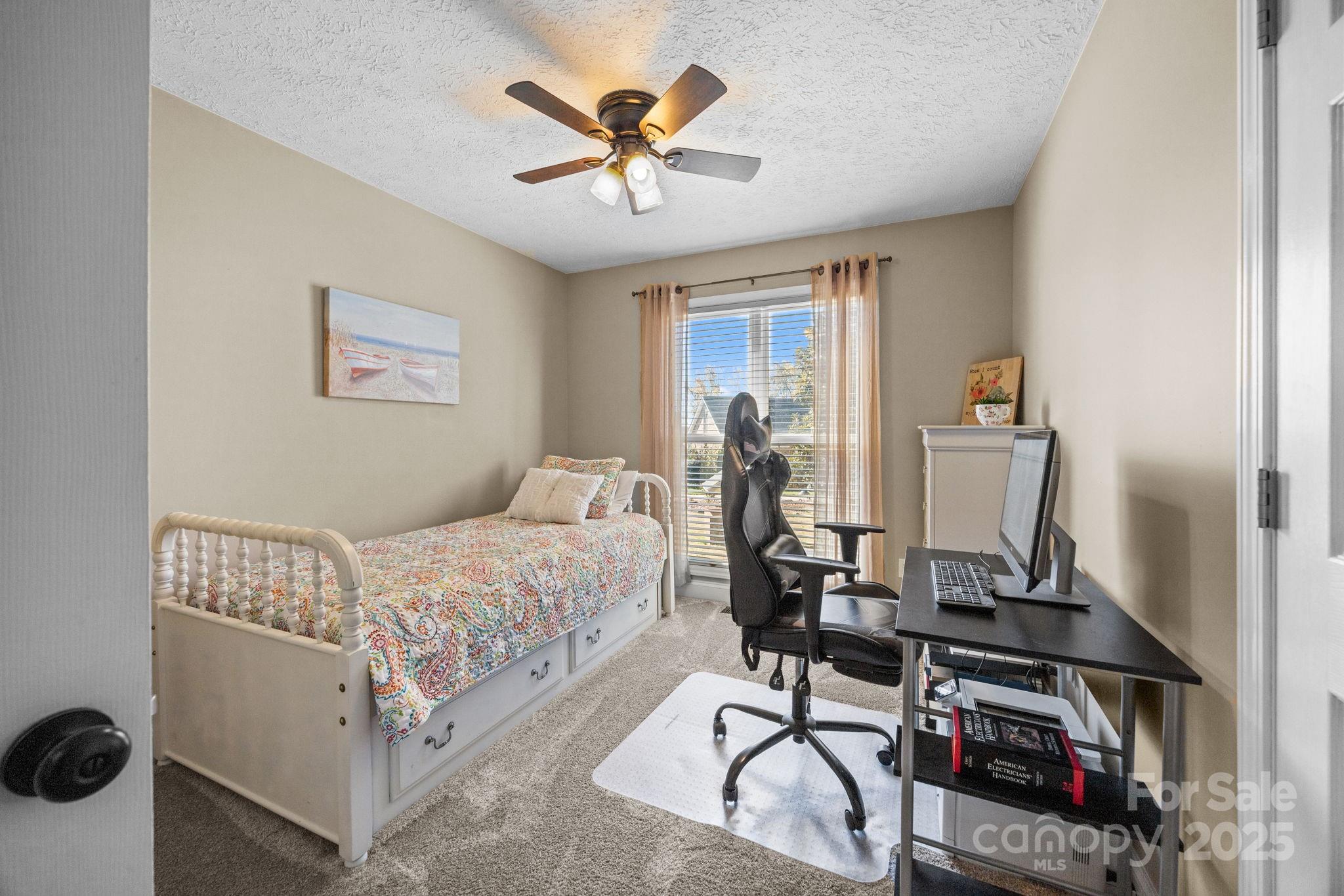 Captains Cove - Residential