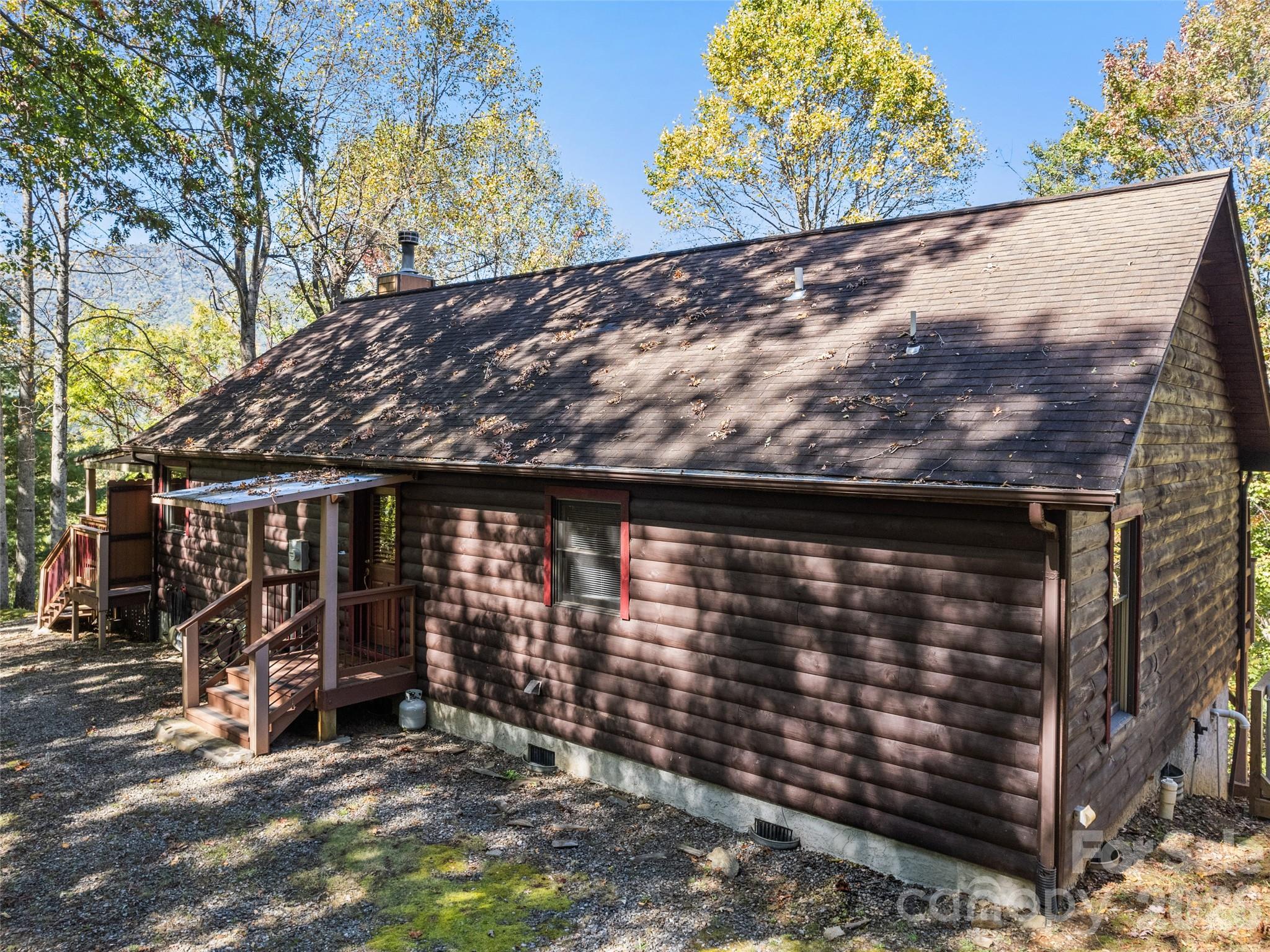 612 Whispering Winds Road