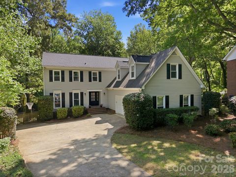 Photo of 2105 Wittstock Drive, Charlotte, NC 28210 (MLS # 4372785)