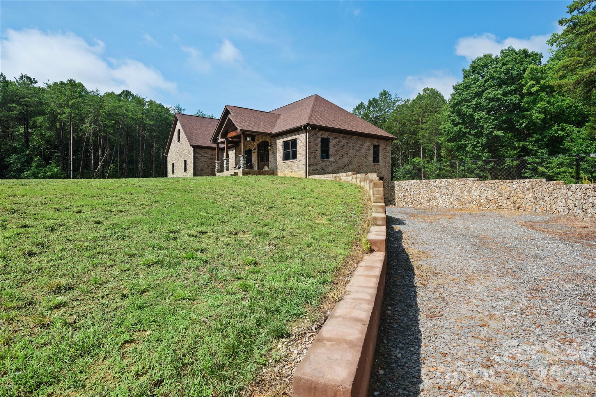 311 Bethesda Road 11, 12