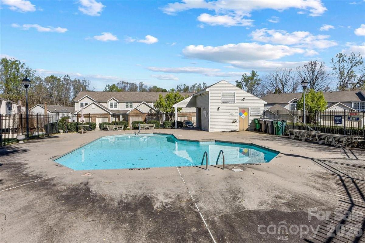 Sardis Glen - Residential