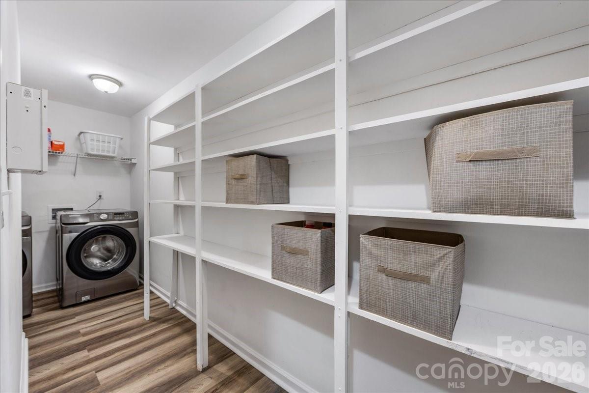 Sardis Glen - Residential