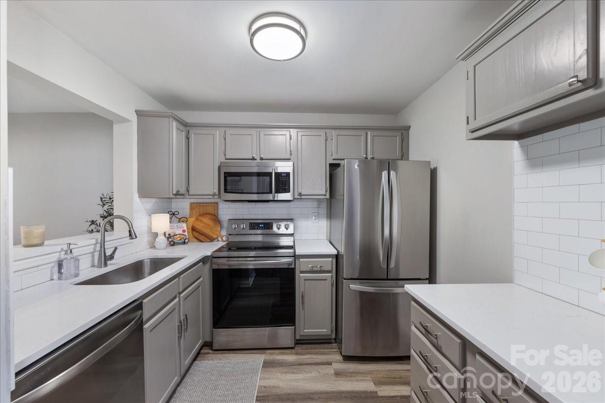 Sardis Glen - Residential