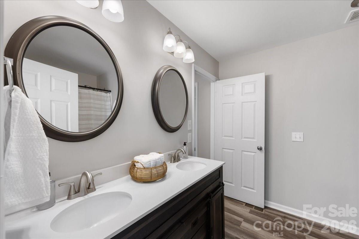 Sardis Glen - Residential