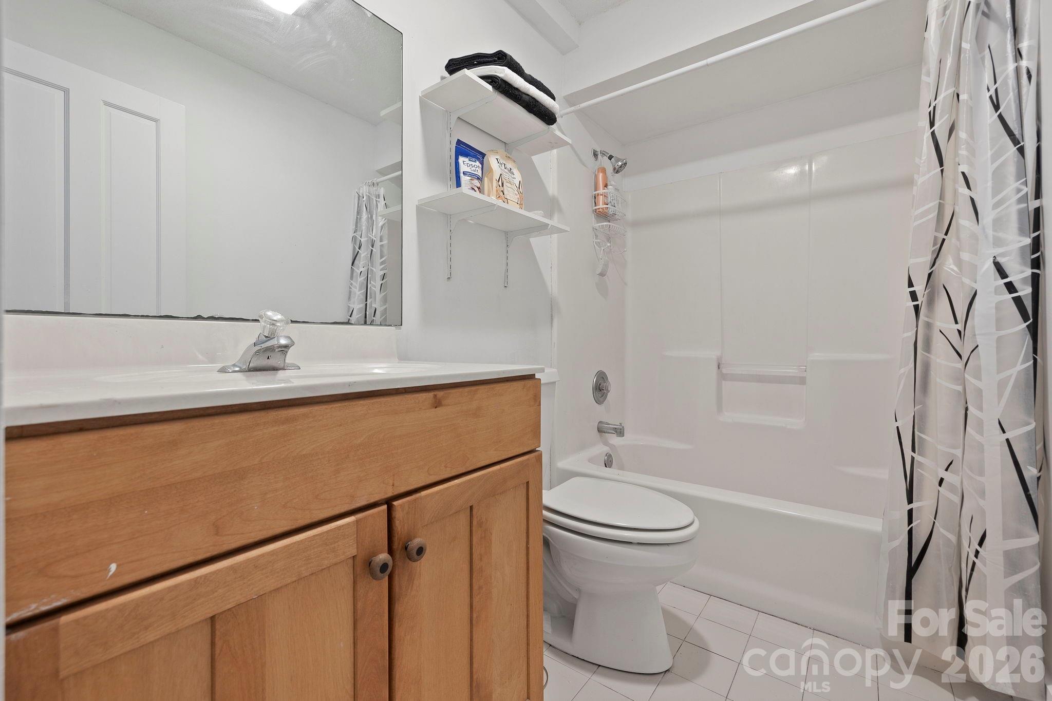 Laurel Lake Estates - Residential