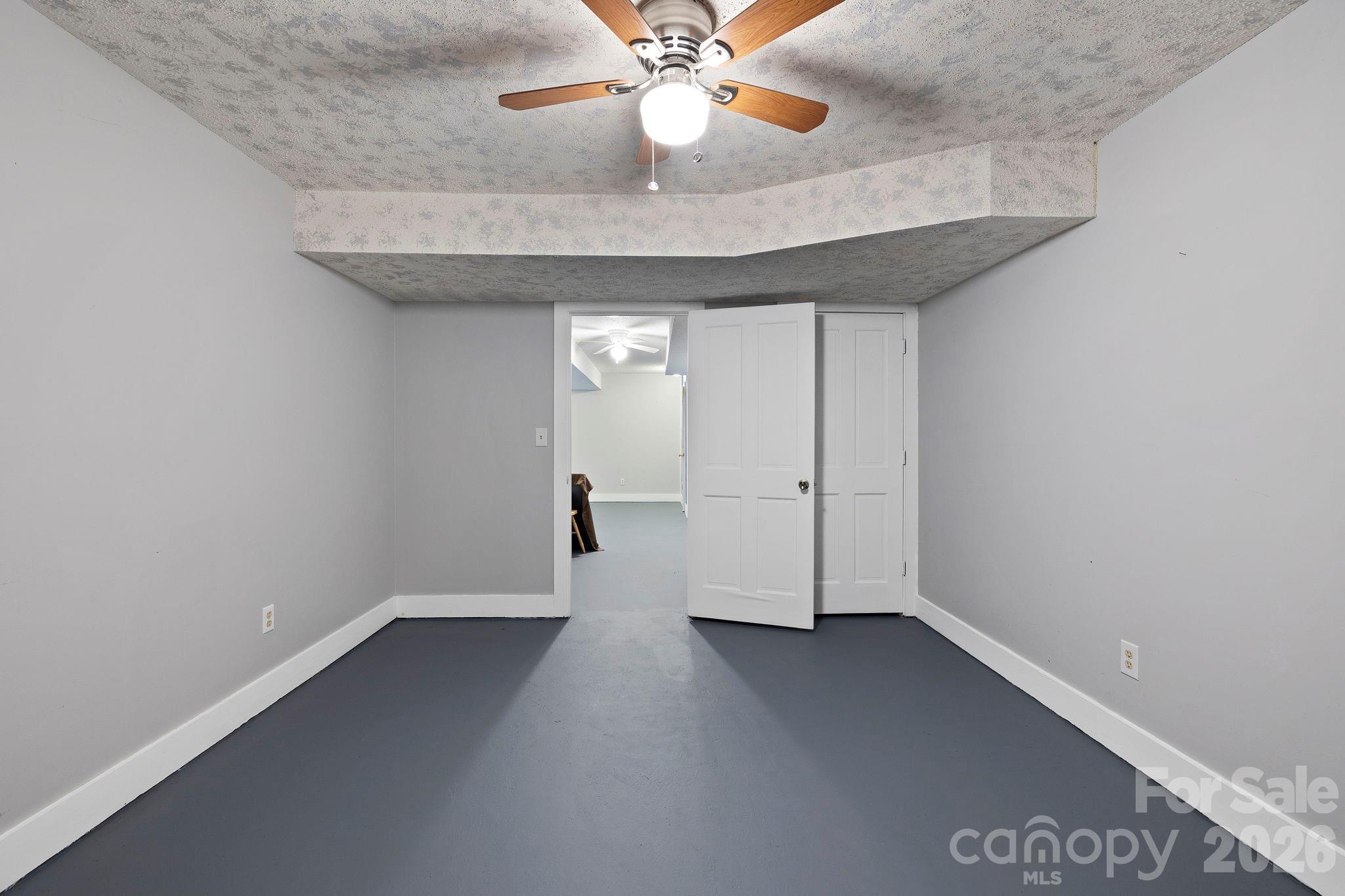 Laurel Lake Estates - Residential