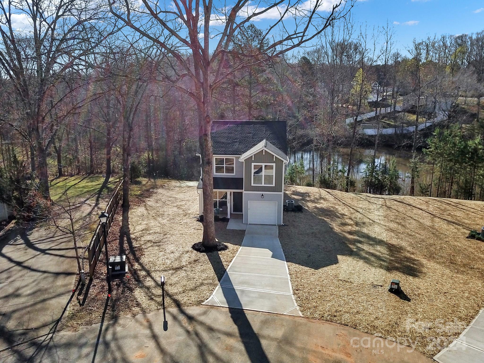 Lakeridge - Residential