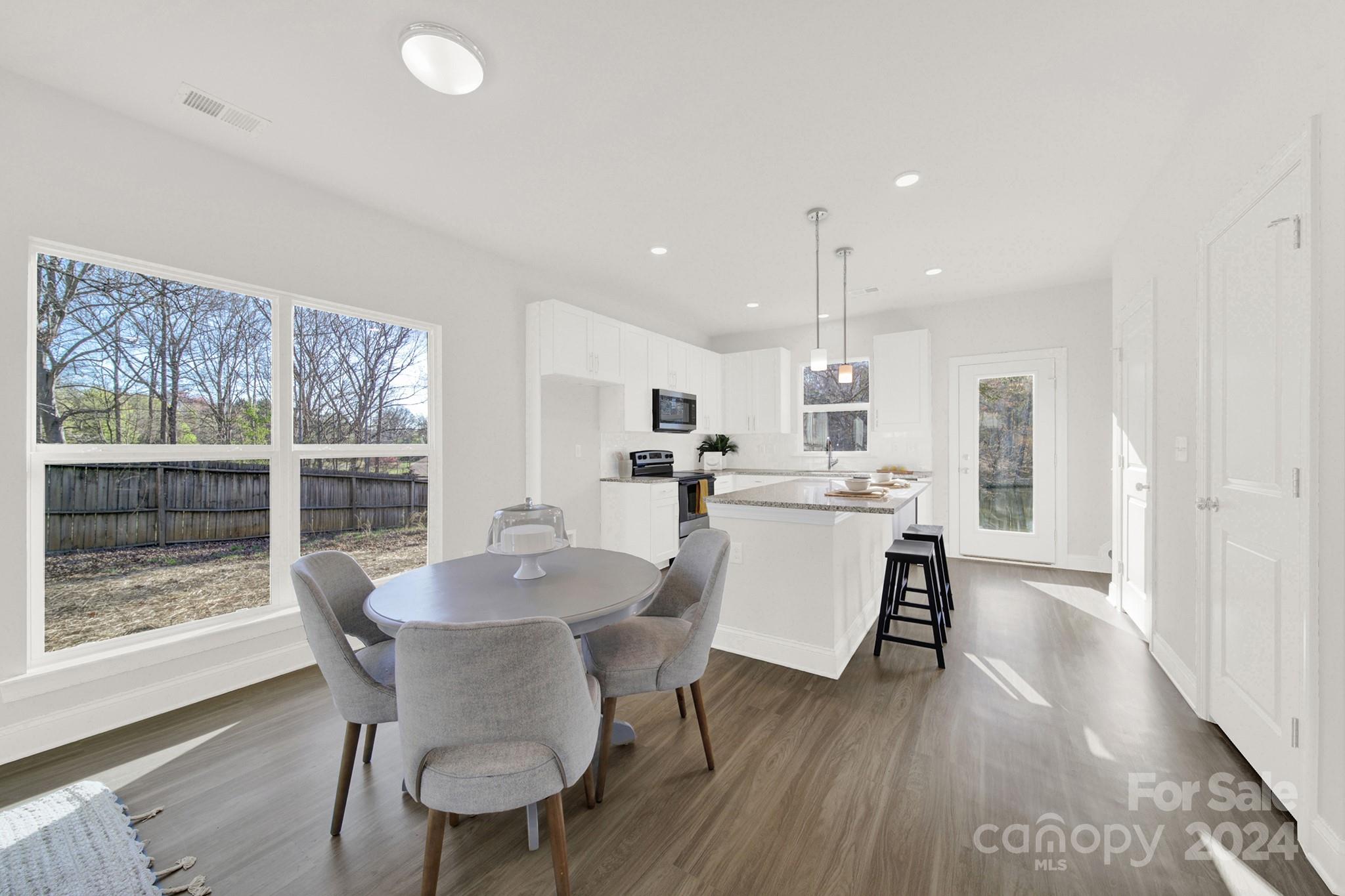 Lakeridge - Residential