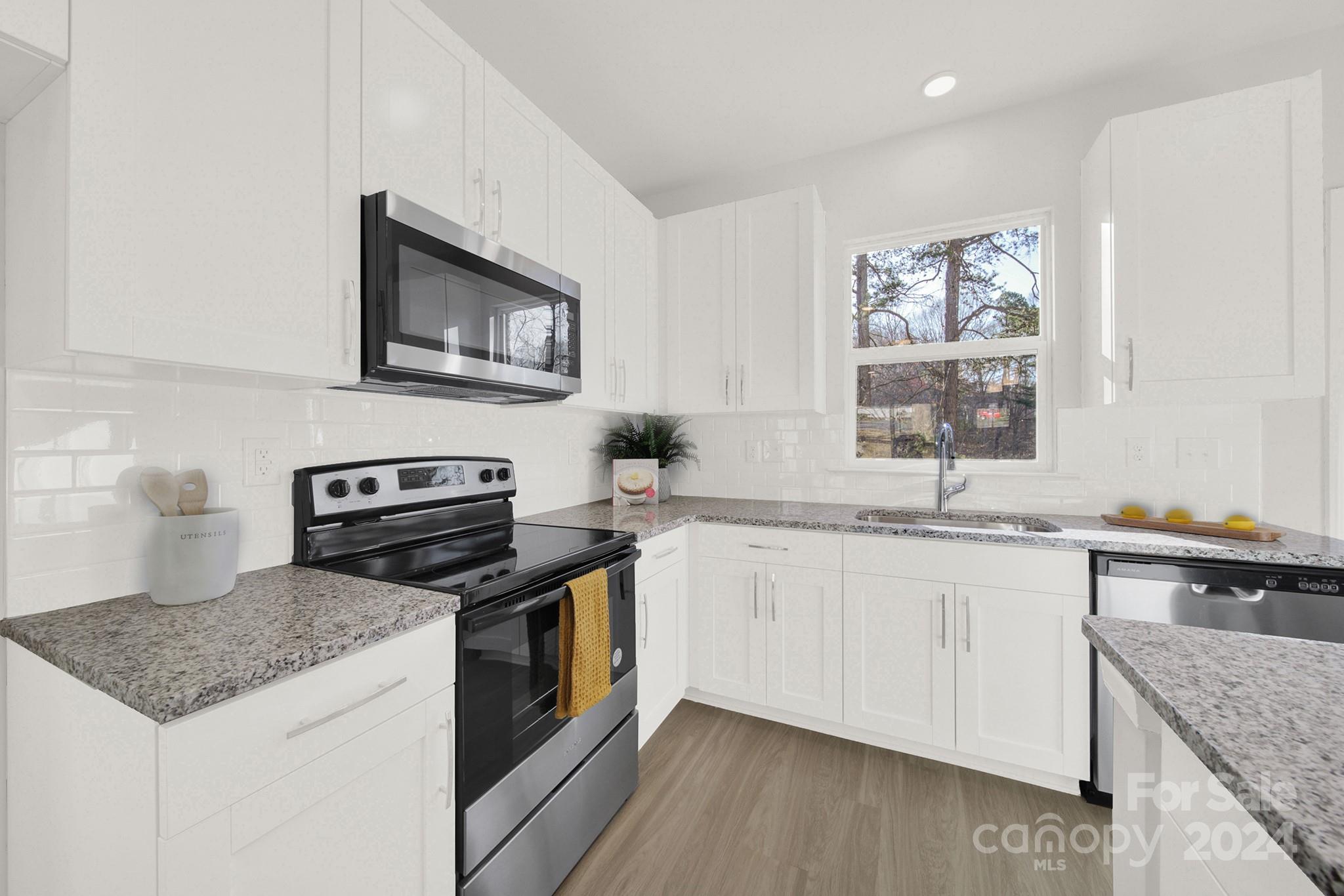 Lakeridge - Residential