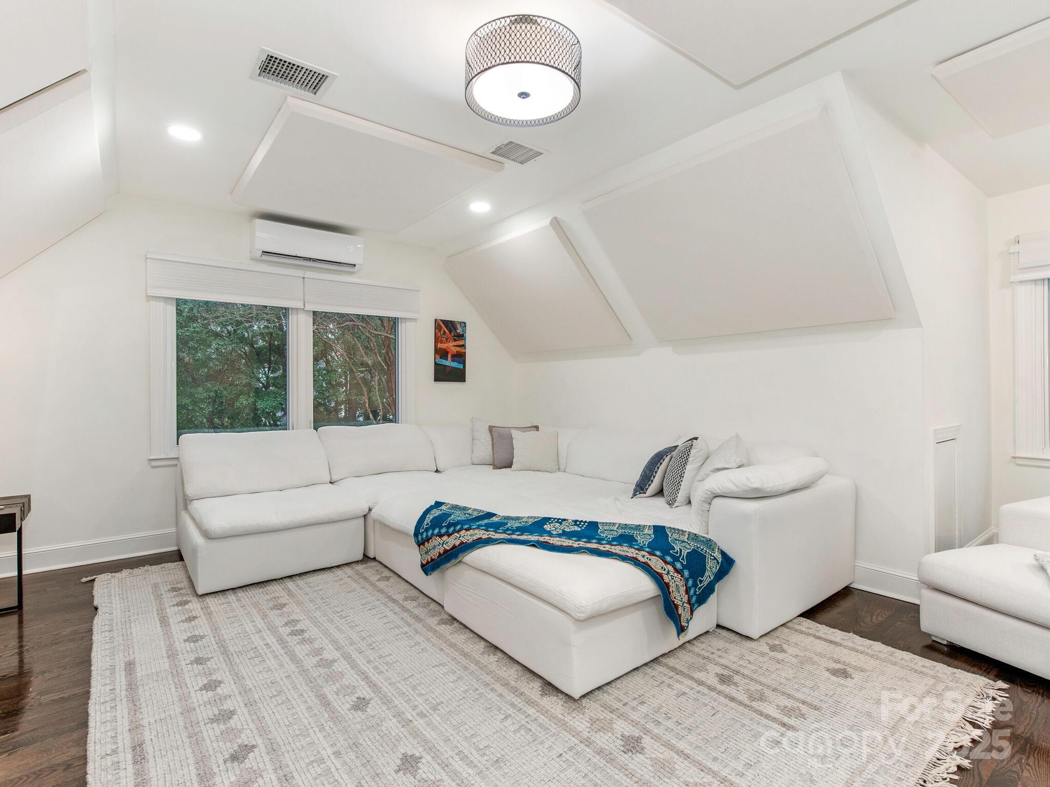 Deering Oaks - Residential