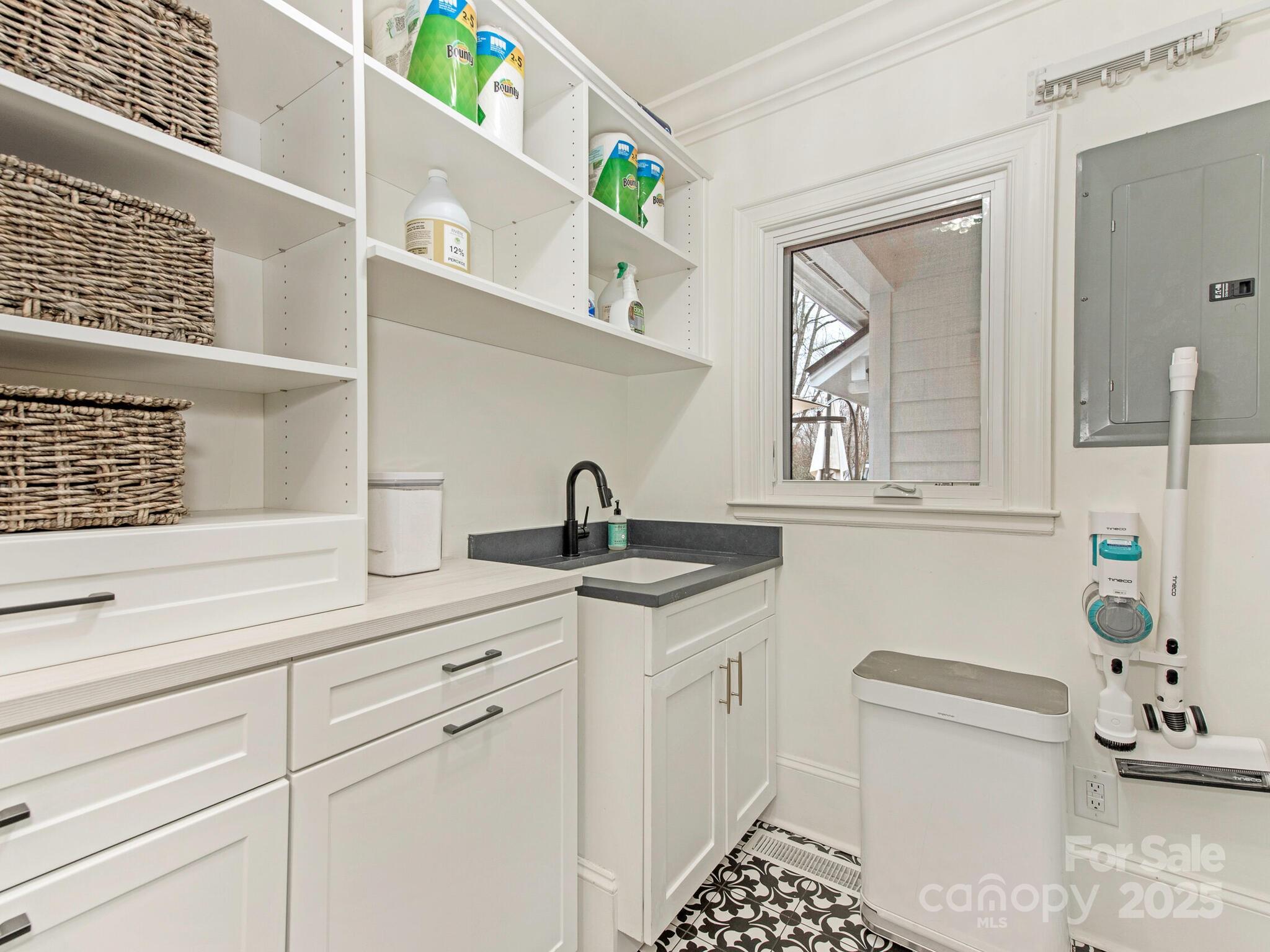 Deering Oaks - Residential